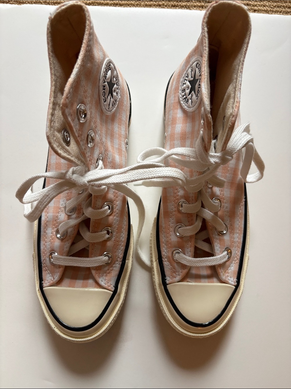NEW - Cute,  Gingham, Converse High Tops